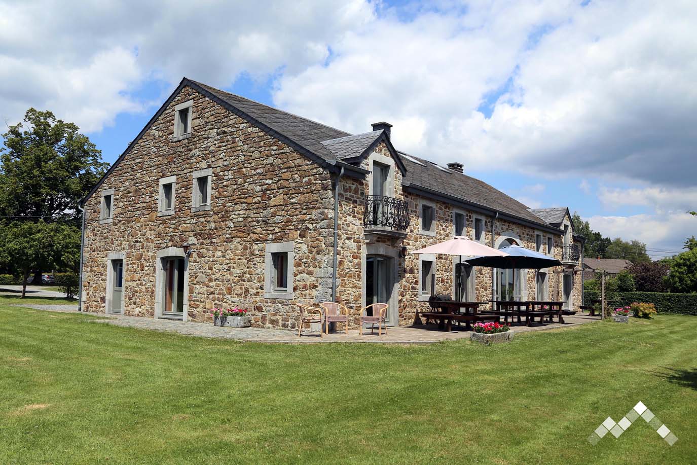 JADIS COTTAGE-74